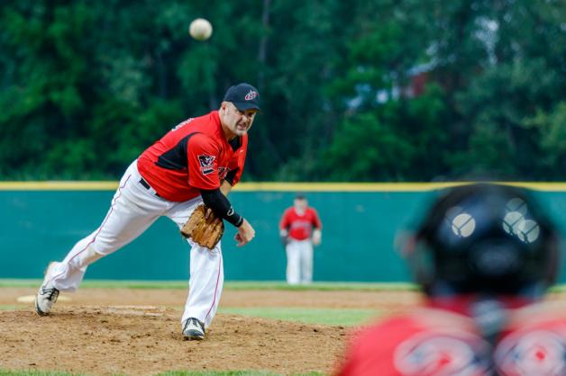 Pipers Blow Past Southwest Crew 16-6