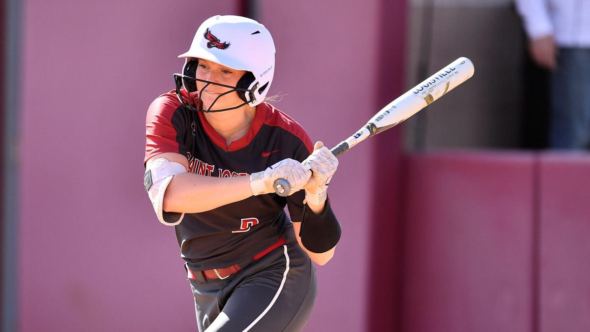 Kirstin Cox Earns National Fastpitch Coaches Association All-Region Honors.